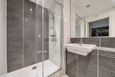 Montpellier Terrace Cheltenham GL50 photo 8