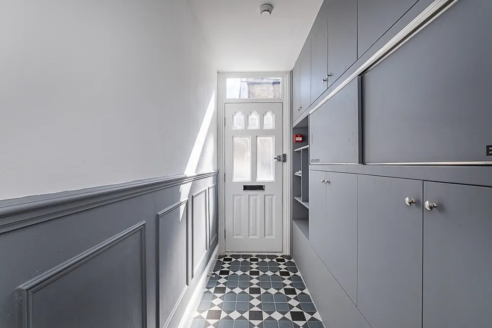 Gambole Road Tooting SW17 photo 4