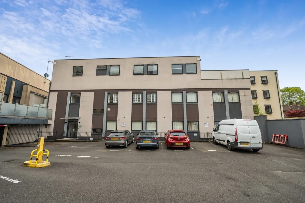 Montpellier Terrace Cheltenham GL50 photo 19