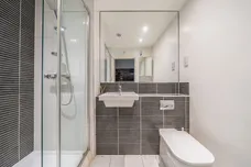 Montpellier Terrace Cheltenham GL50 photo 22