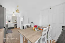 Brabazon Avenue, Wallington