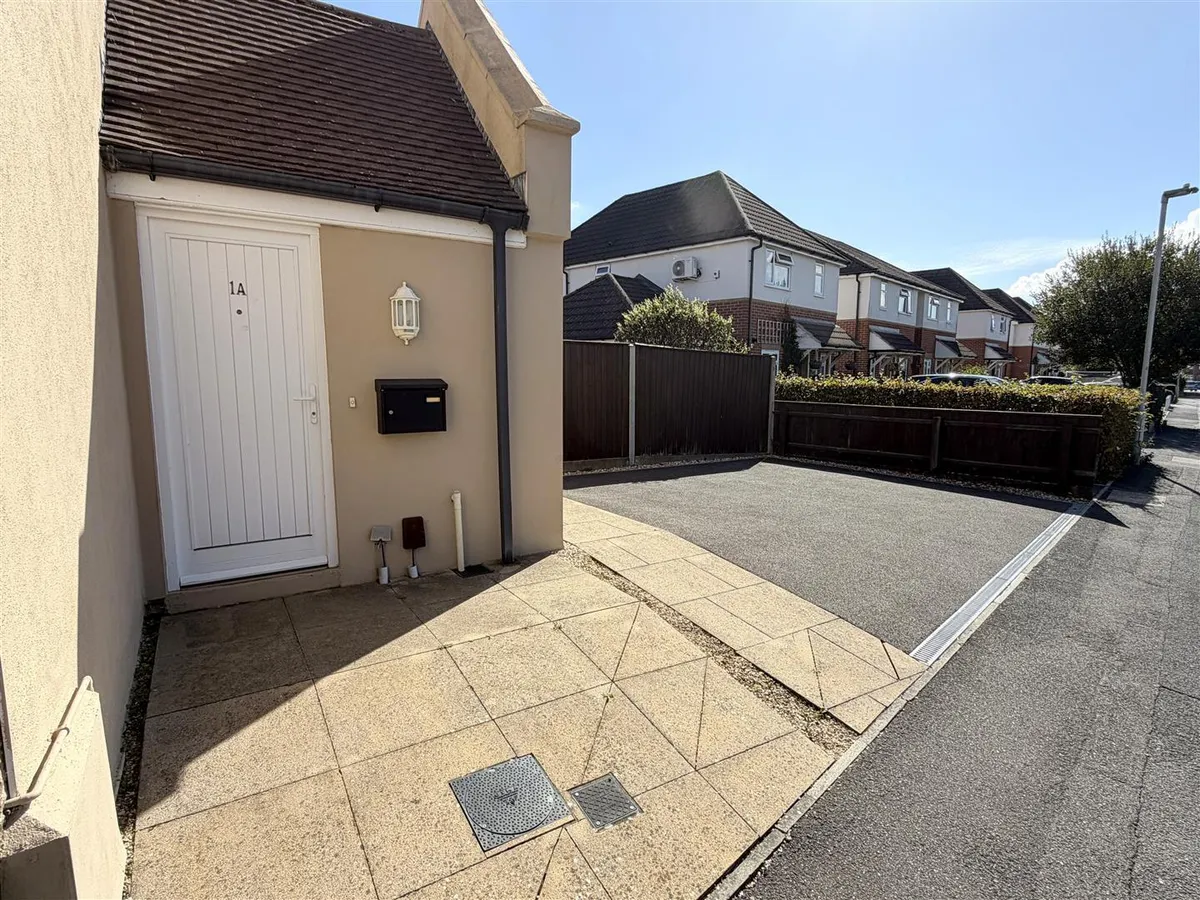 Tuckers Lane, Poole