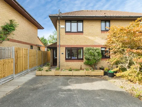 Burano Grove, Wavendon Gate, Milton Keynesphoto