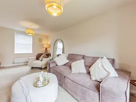Honeywood Drive, Corby Glen, Grantham thumb 2