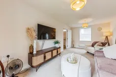 Honeywood Drive, Corby Glen, Grantham