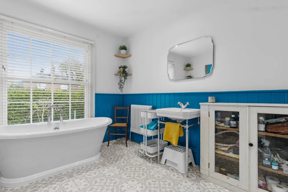 Property carousel item 44