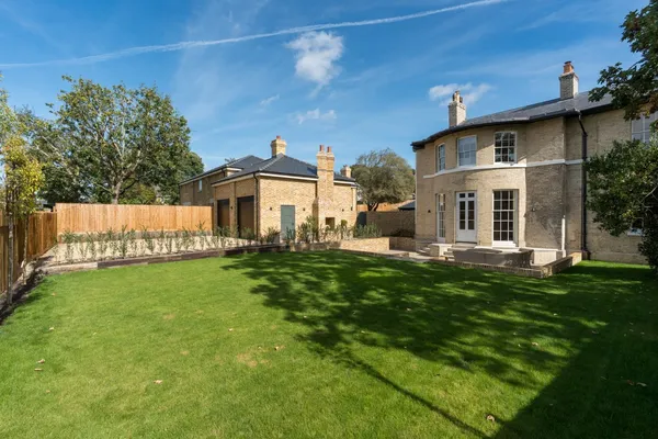 Lexden Road, Colchester, CO3 photo 45