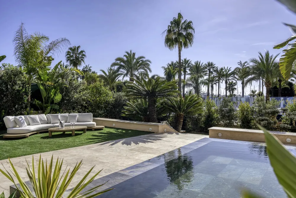 Cannes (Croisette), 06400, France