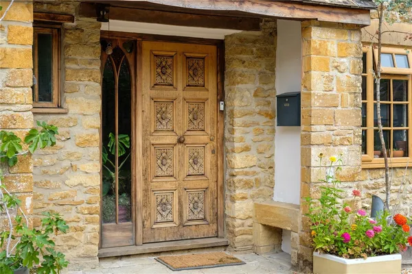 Middle Ridge Lane, Corton Denham, DT9 photo 21