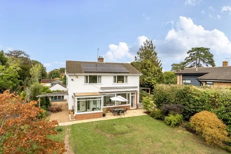 Birchwood Grove Road, Burgess Hill, RH15