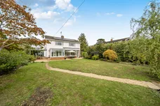 Birchwood Grove Road, Burgess Hill, RH15 photo 2