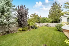 Birchwood Grove Road, Burgess Hill, RH15 photo 3