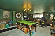 Mount Pleasant, Crewkerne