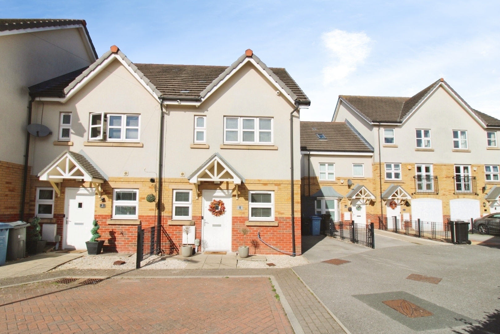 Isleworth Close, Hull Image 1