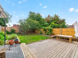 Shelson Avenue, Feltham thumb 3
