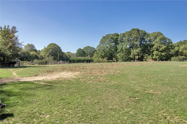 Hinksden Road, Benenden, TN17 photo 11