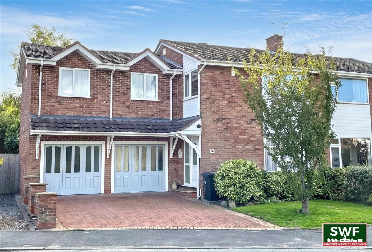 Chillington Drive, Codsall, Wolverhampton