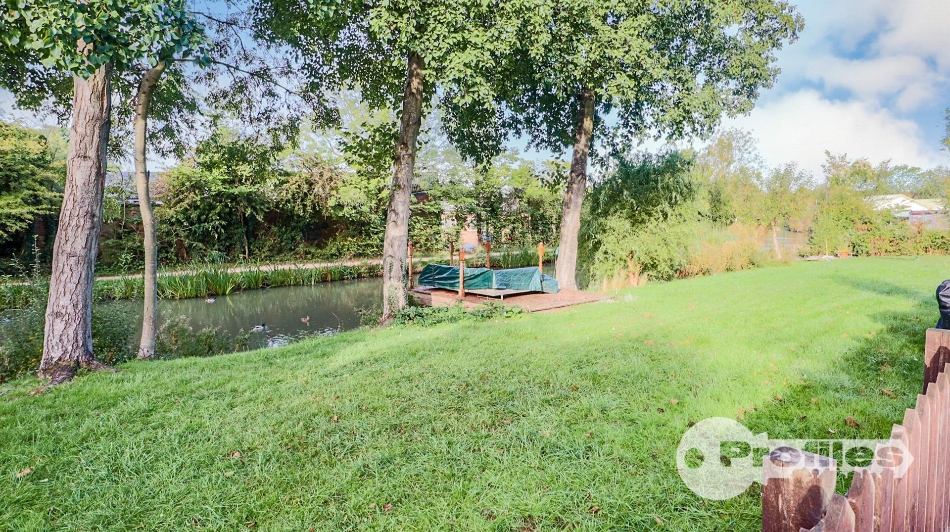 Teal Drive, Hinckley Image 34