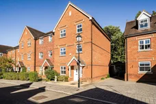 Fitzroy Place, Reigate, RH2 photo 1