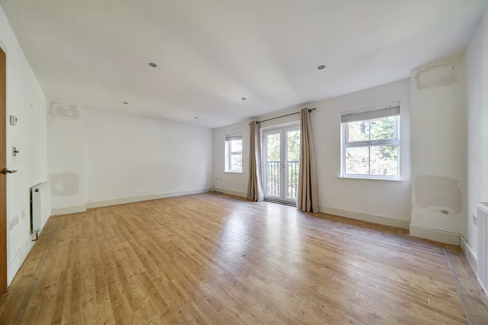 Fitzroy Place, Reigate, RH2 photo 3