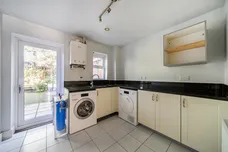 Fitzroy Place, Reigate, RH2 photo 10