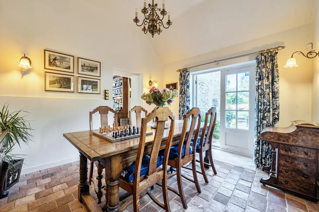 Shipton Oliffe, Cheltenham, GL54 photo 4