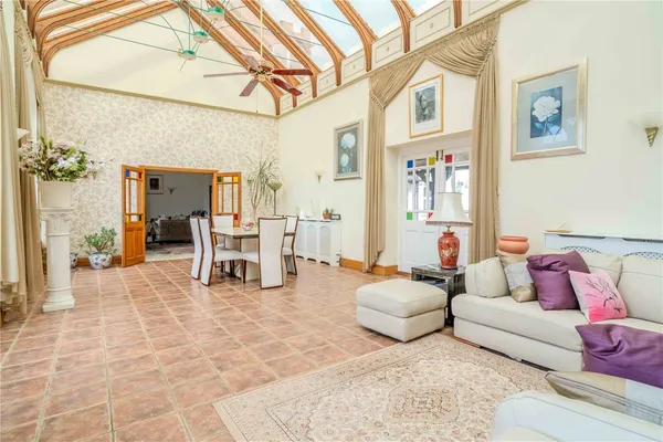 Abbey Manor, Evesham, WR11 photo 3