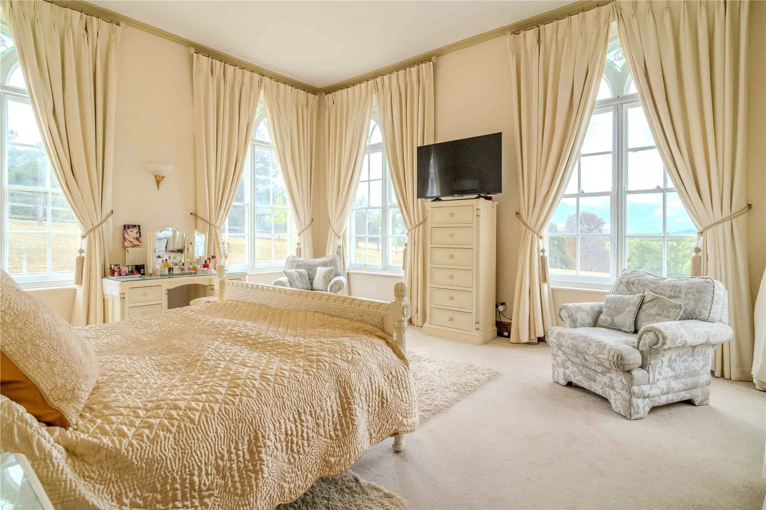 Abbey Manor, Evesham, WR11 photo 8