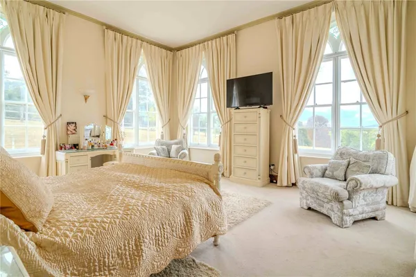 Abbey Manor, Evesham, WR11 photo 8