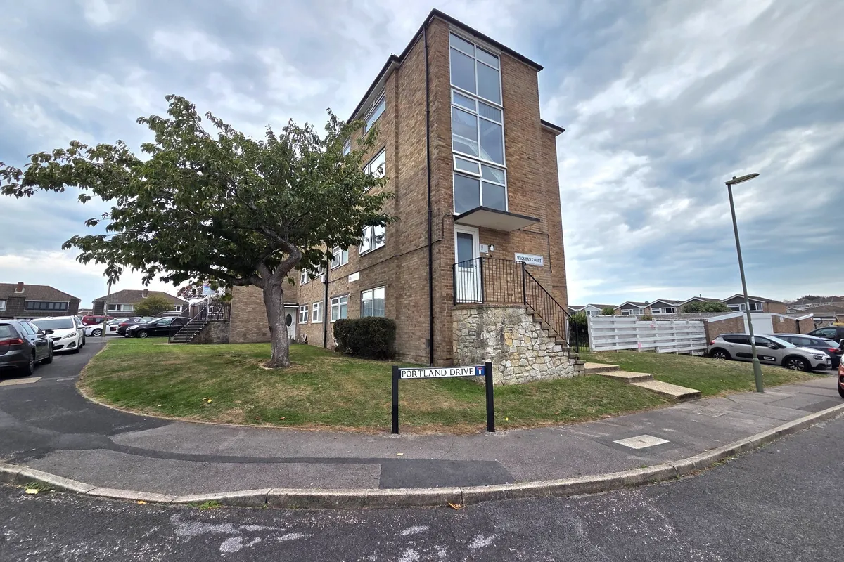 Gale Moor Avenue, GOSPORT