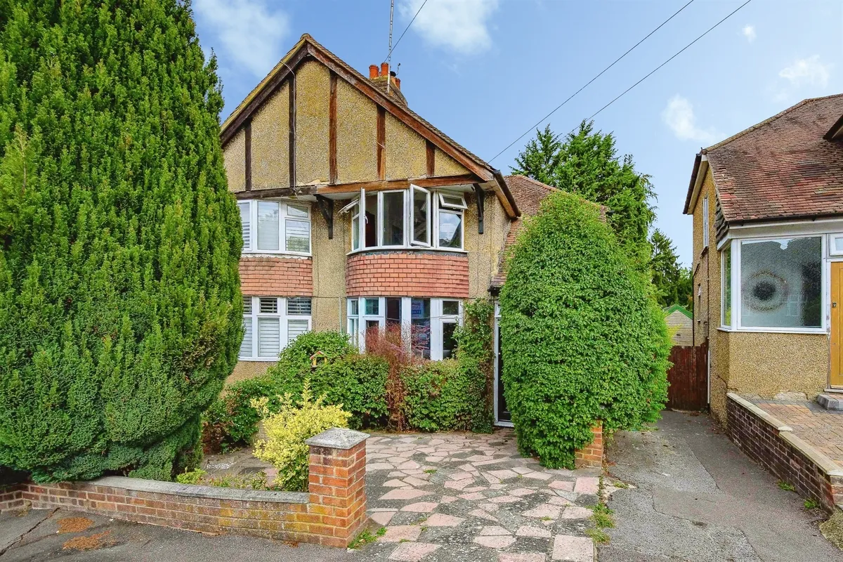 Cedar Walk, Hemel Hempstead