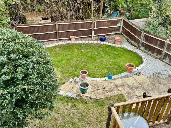 Property carousel image 10