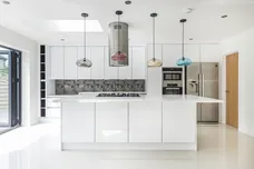 Clarence Avenue New Malden KT3 photo 4