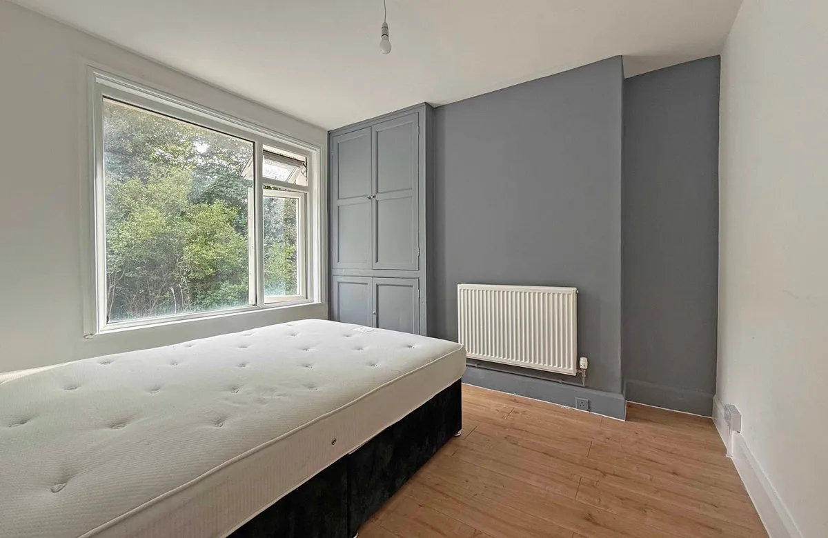 Caernarfon Road, Bangor, Gwynedd, LL57