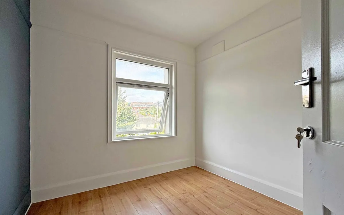 Caernarfon Road, Bangor, Gwynedd, LL57