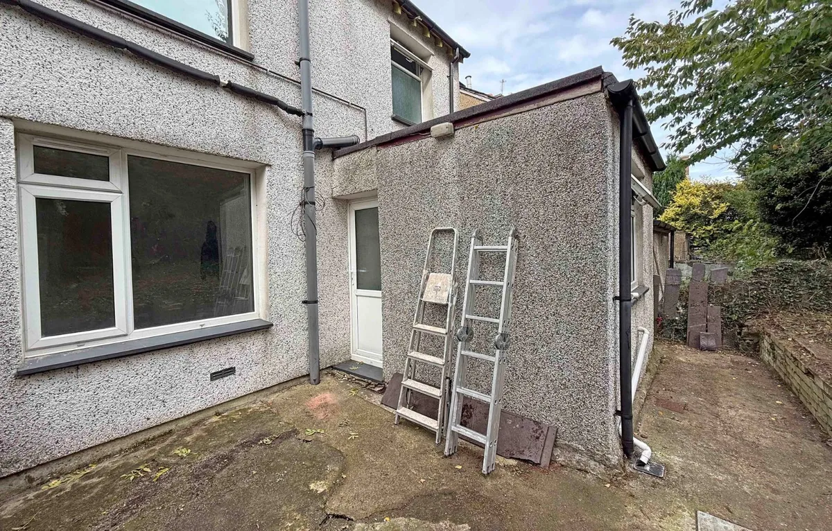 Caernarfon Road, Bangor, Gwynedd, LL57