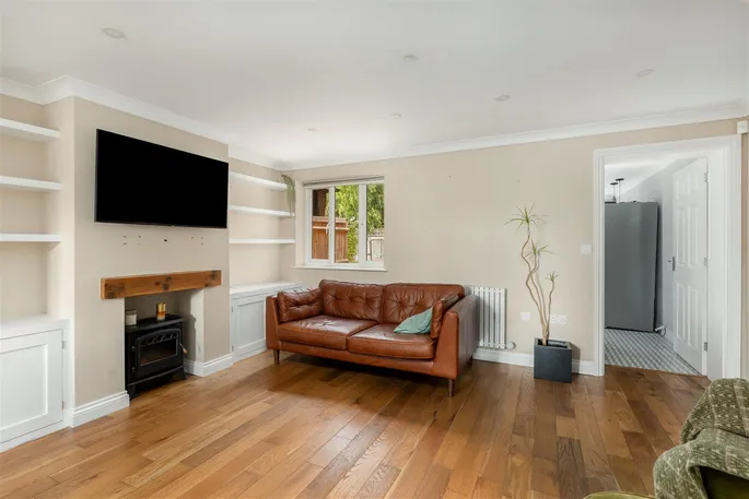 Property carousel image 15