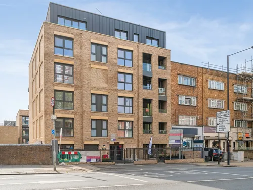 Shepherds Bush Road, Londonphoto