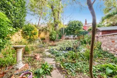 Ashlin Grove, Lincoln