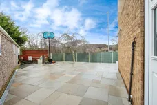 Walnut Close, Leeds