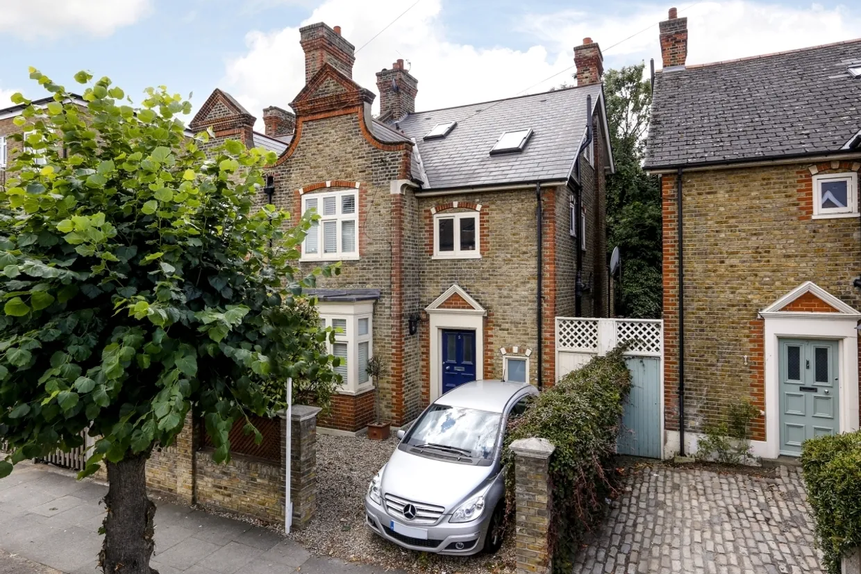 Durham Road, SW20 photo 1