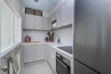 Maple Road London KT6 photo 9