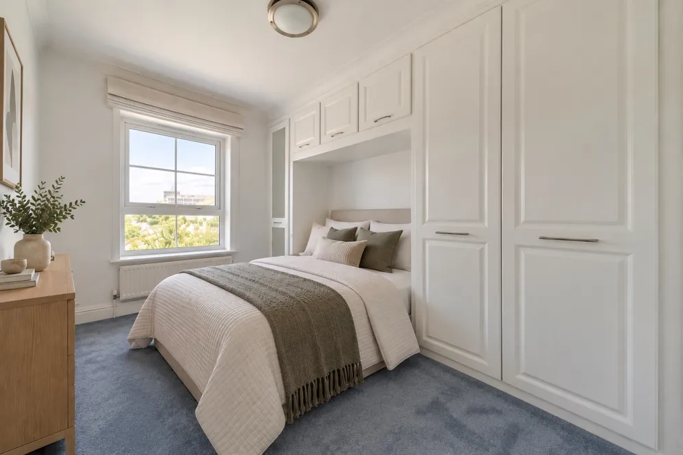 Malthouse Drive London W4 photo 9