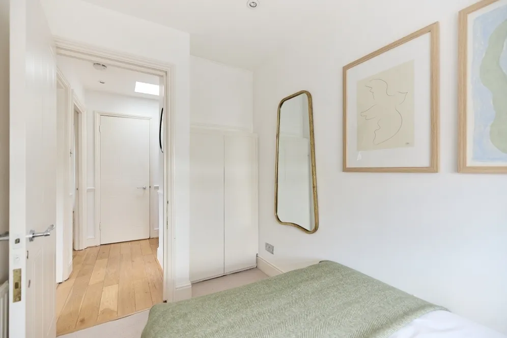 Adamson Road NW3 photo 15