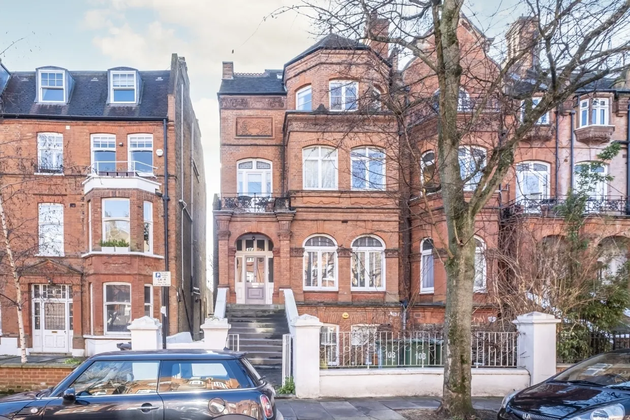 Greencroft Gardens London NW6 photo 10