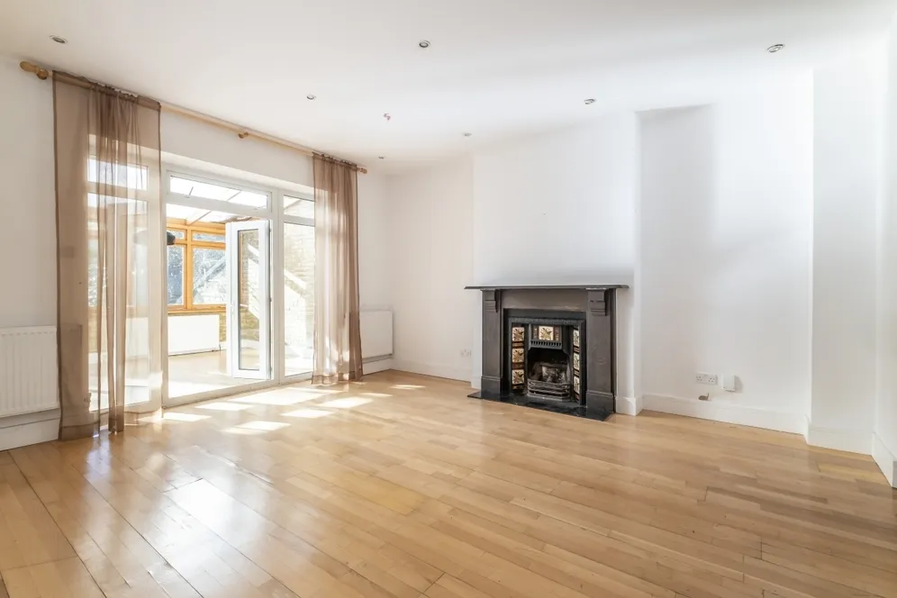 Greencroft Gardens London NW6 photo 11