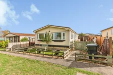 Kingsmead Park, Bedford Road, Rushden