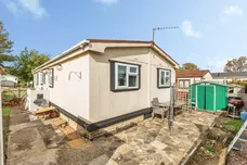 Kingsmead Park, Bedford Road, Rushden