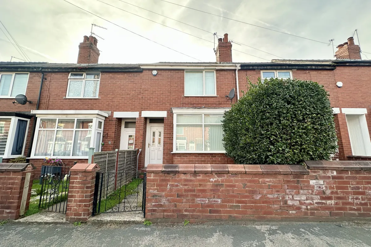 Cecil Avenue, Warmsworth, DONCASTER