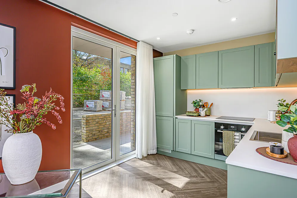 Twyford Abbey Road, London, NW10 photo 5
